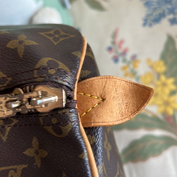 Auth LOUIS VUITTON Monogram Keepall Travel bag - Picture 4 of 13